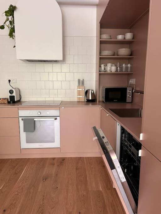 Zwirn, Free Parking, 24/7 Access Appartamento Bratislava
